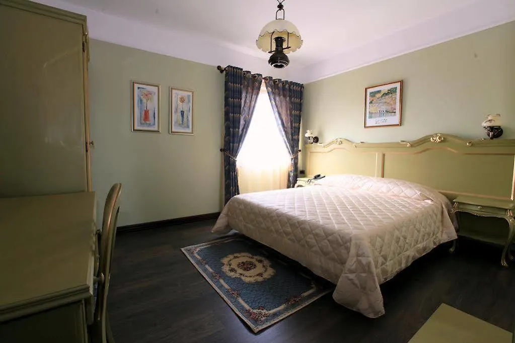 Hotel Victoria Tirana