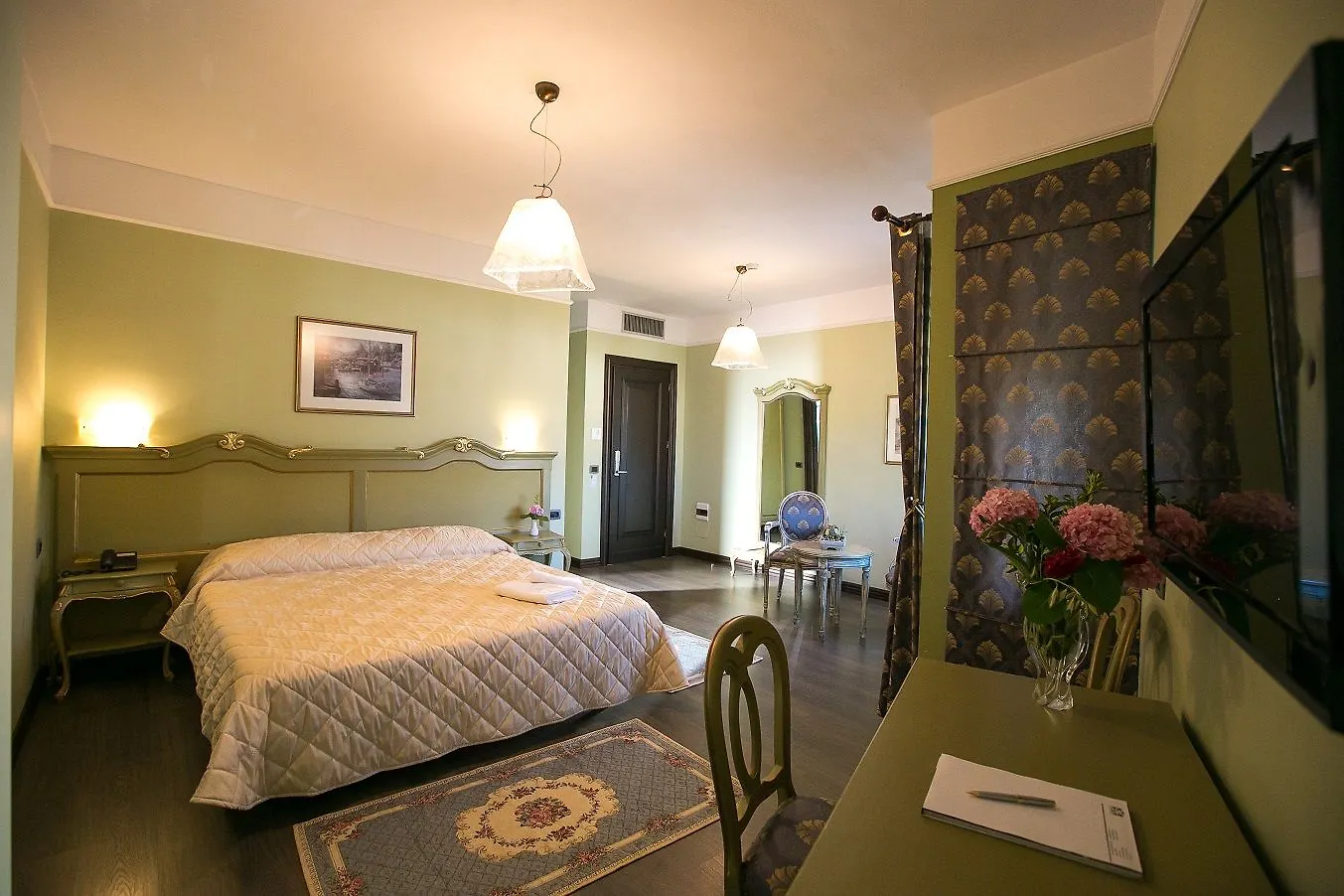 Hotel Victoria Tirana Albania