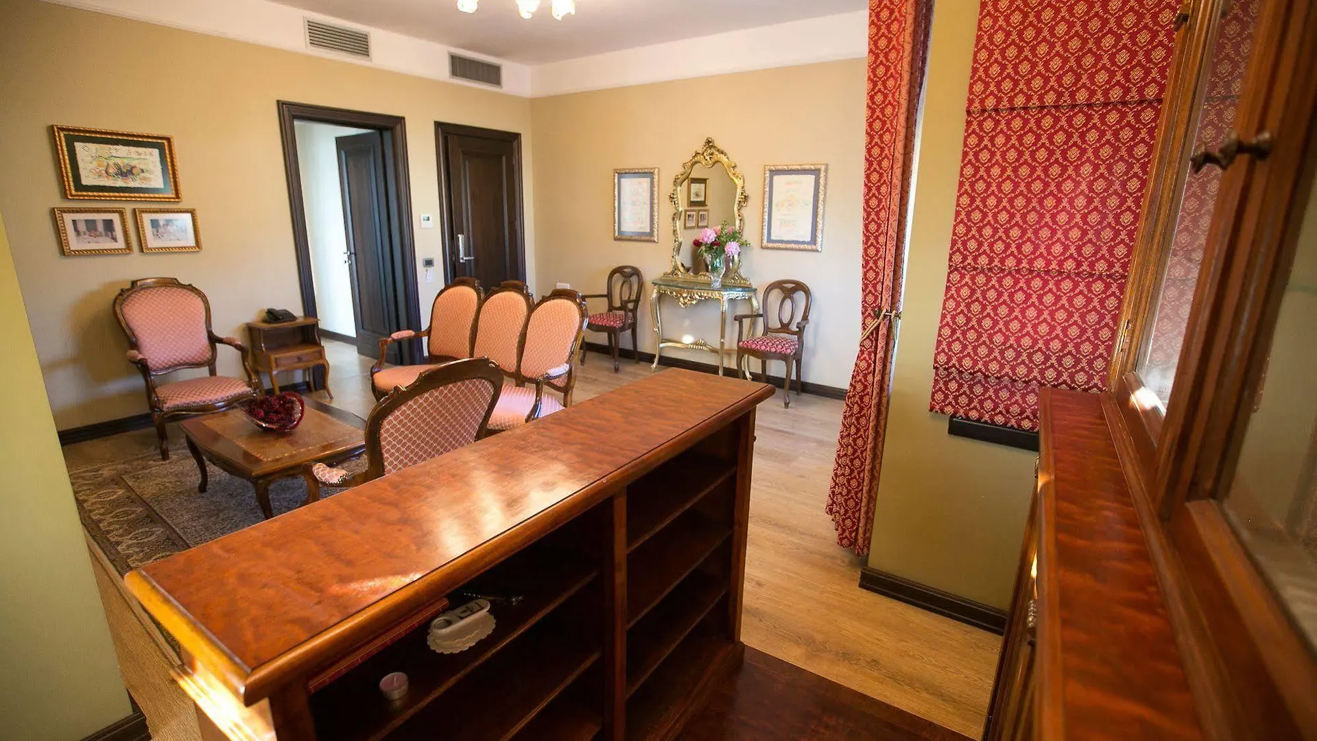 ****  Hotel Victoria Tirana Albania